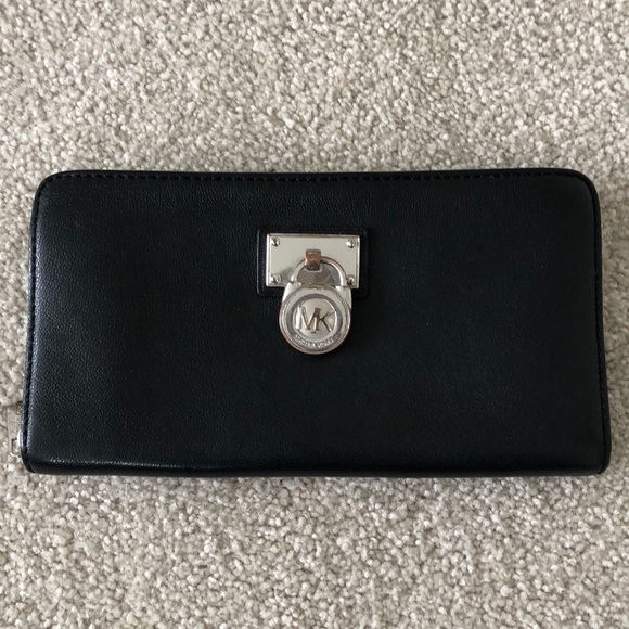 Michael Kors Black Leather Wallet - Picture 1 of 2